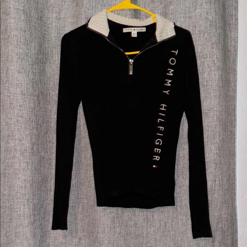 Tommy Hilfiger Black Sweater for Women